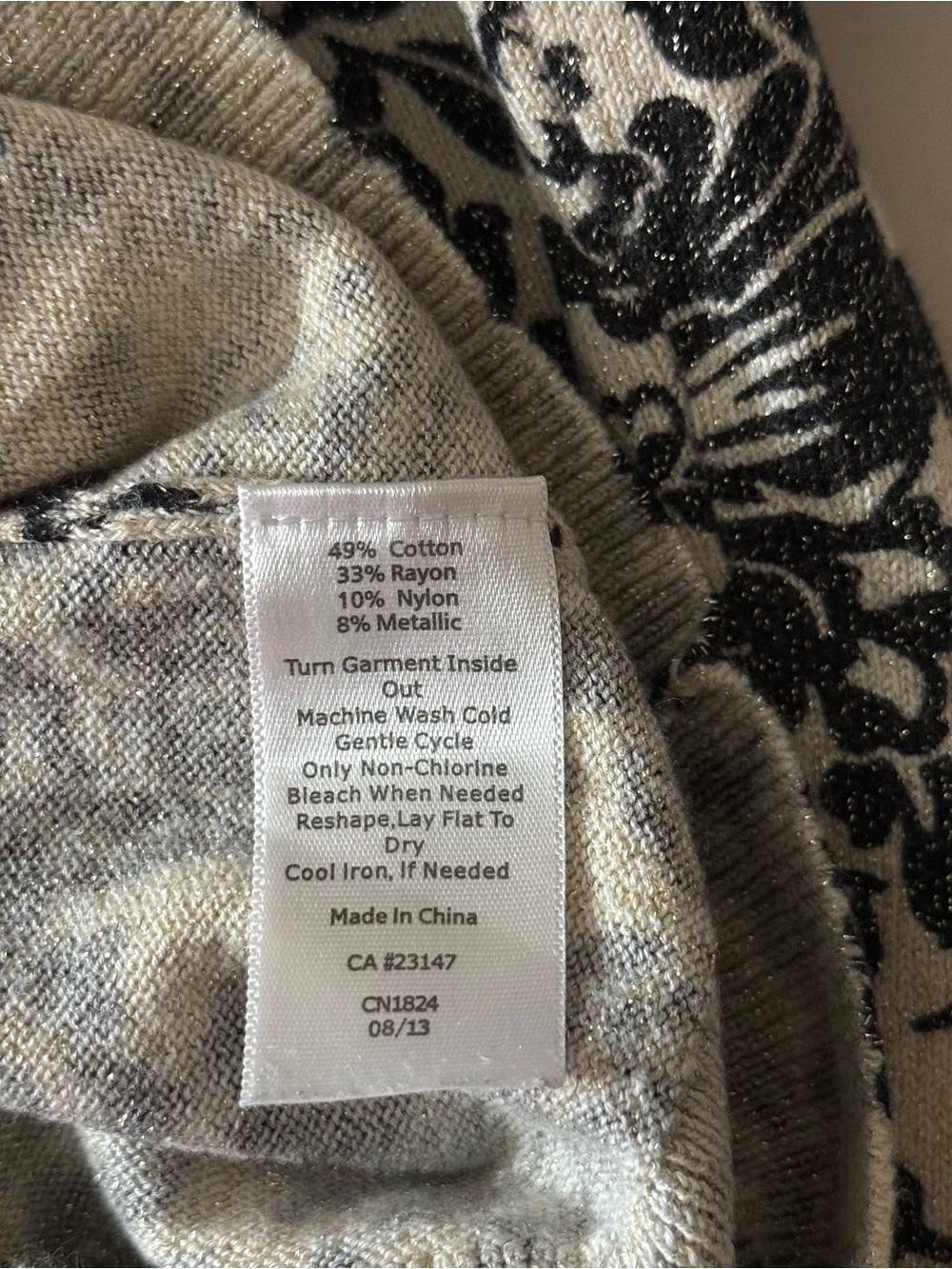 Talbots Damask Metallic Shimmer Cardigan Sweater Black Cream Medium - Picture 8 of 8